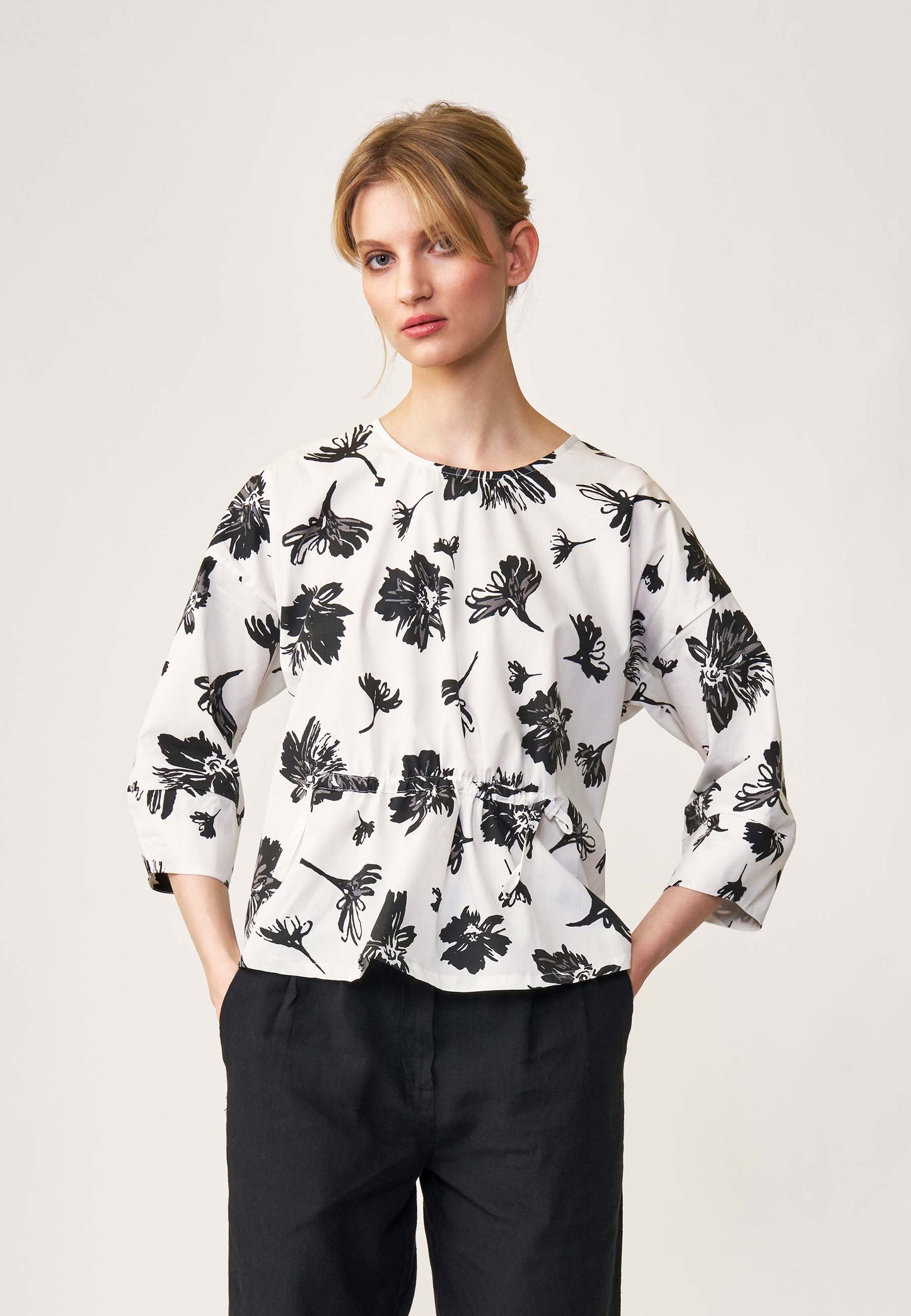 Blouse, model Jala