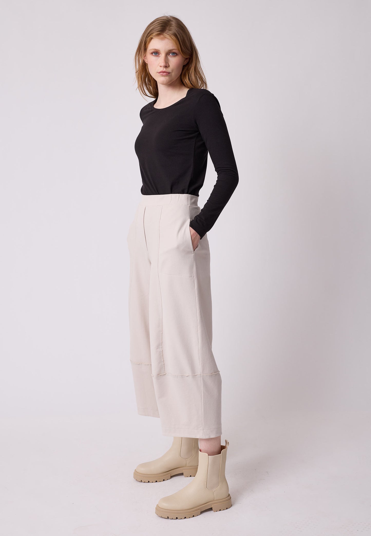 Pants, model Sanna