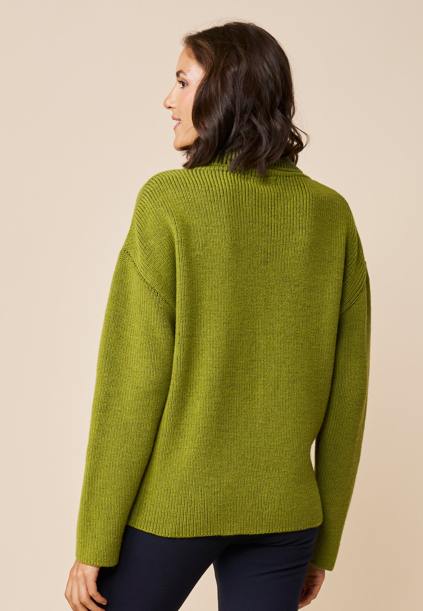 Pullover-damen-bio-schurwolle-grün