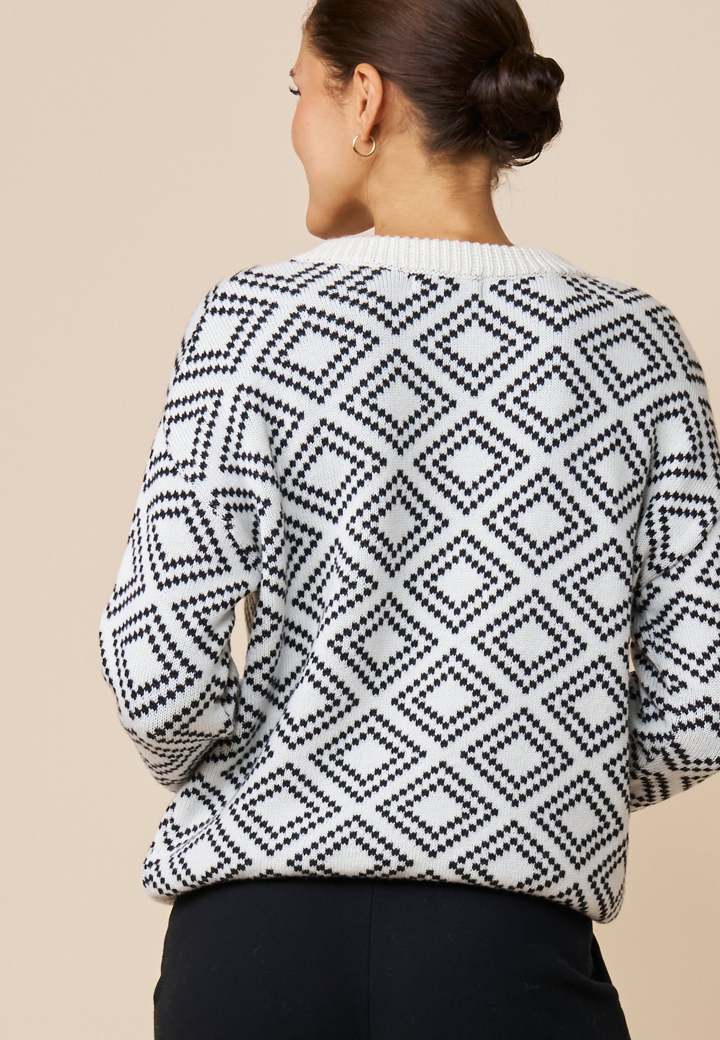 Pulli, Modell Tatjana