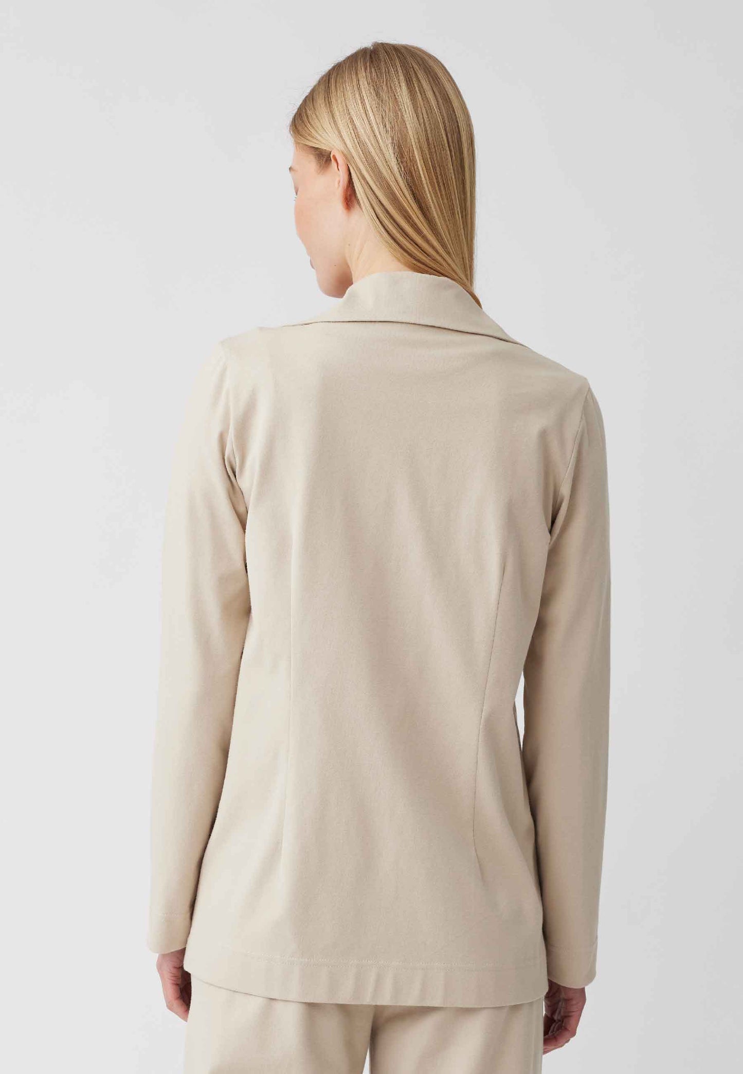 Blazer, modèle Susana