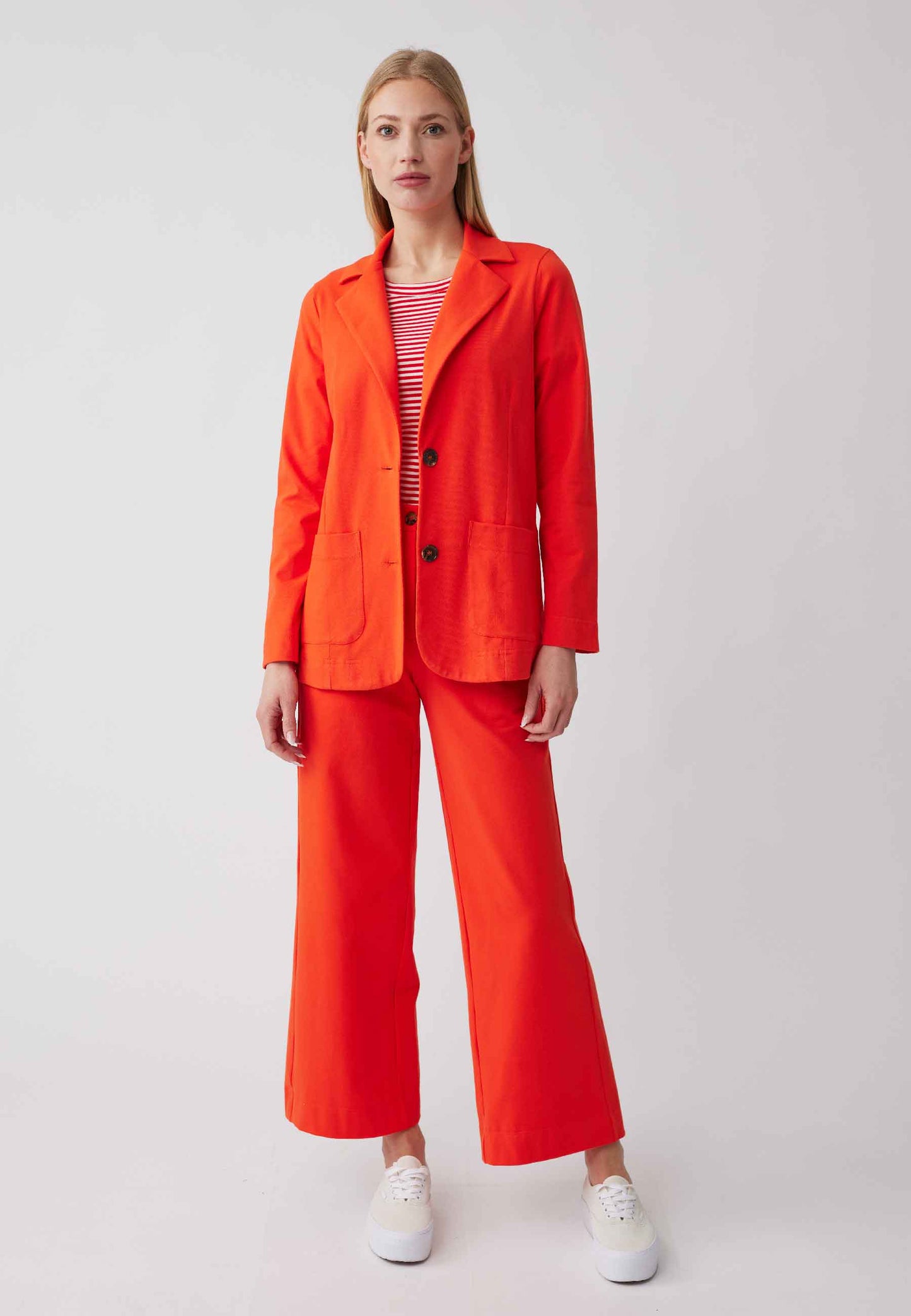 Blazer, modèle Susana