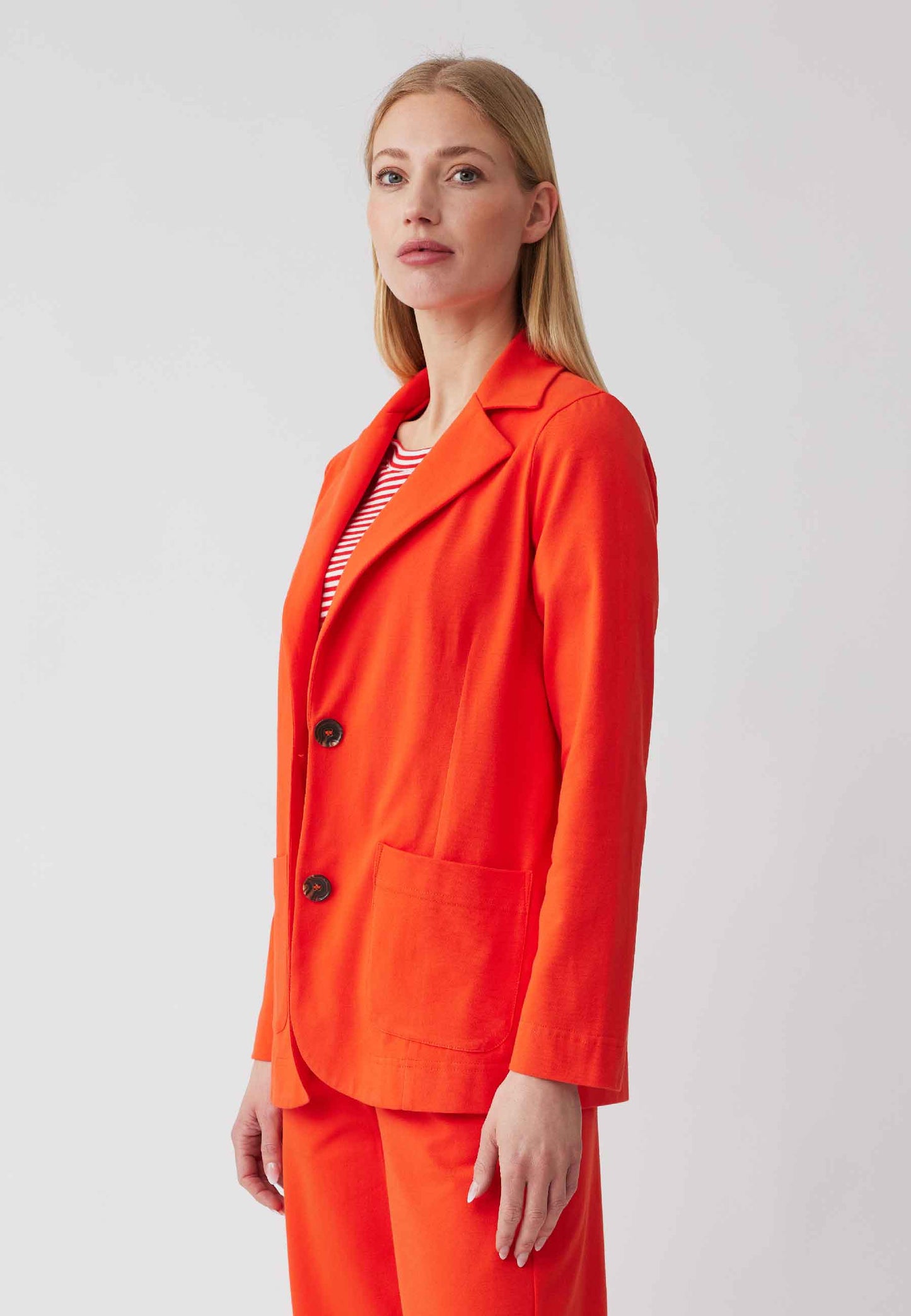 Blazer, modèle Susana