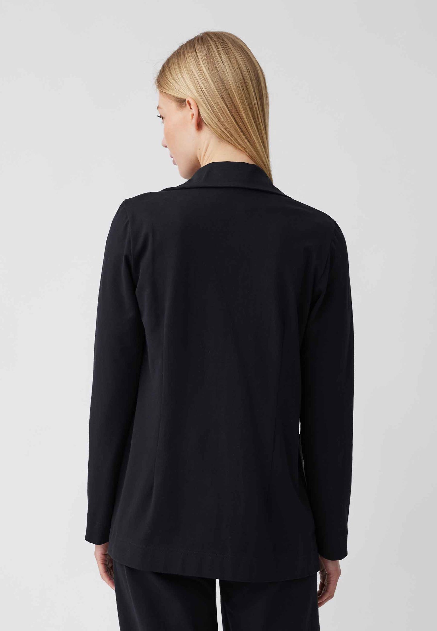 Blazer, modèle Susana