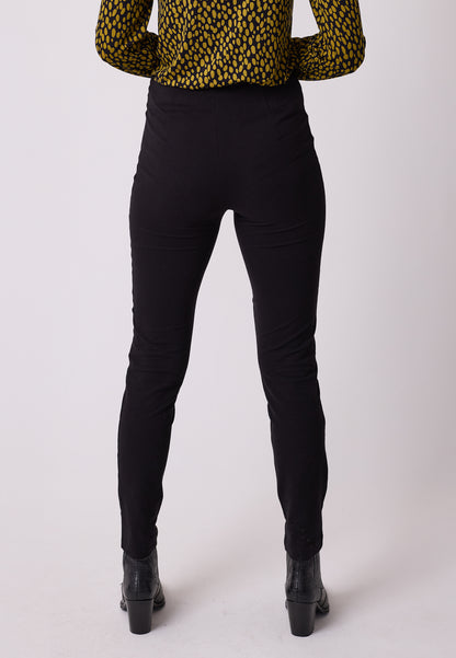 Pants, model Nola