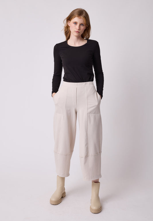 Pants, model Sanna