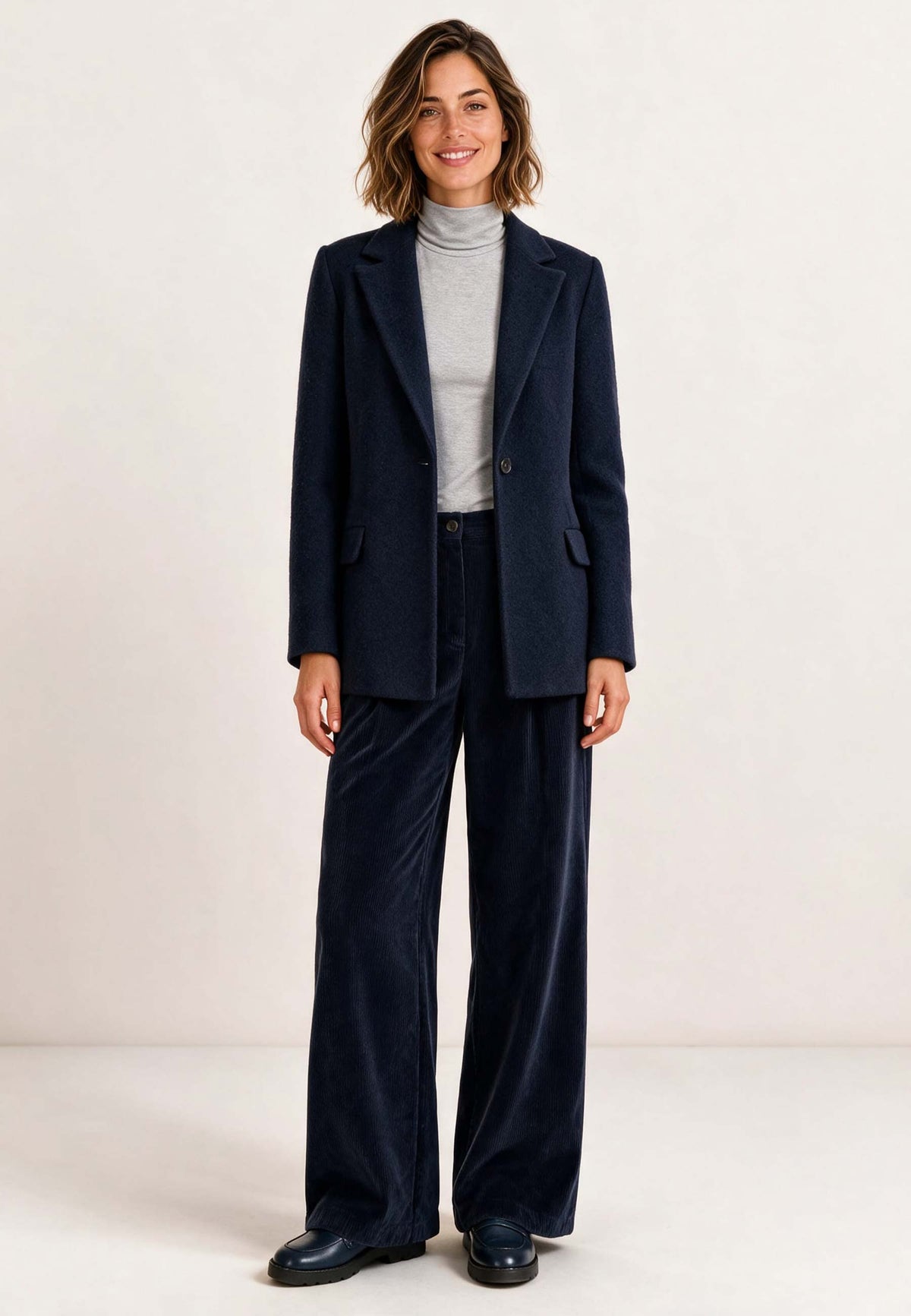 Blazer, Pamela model