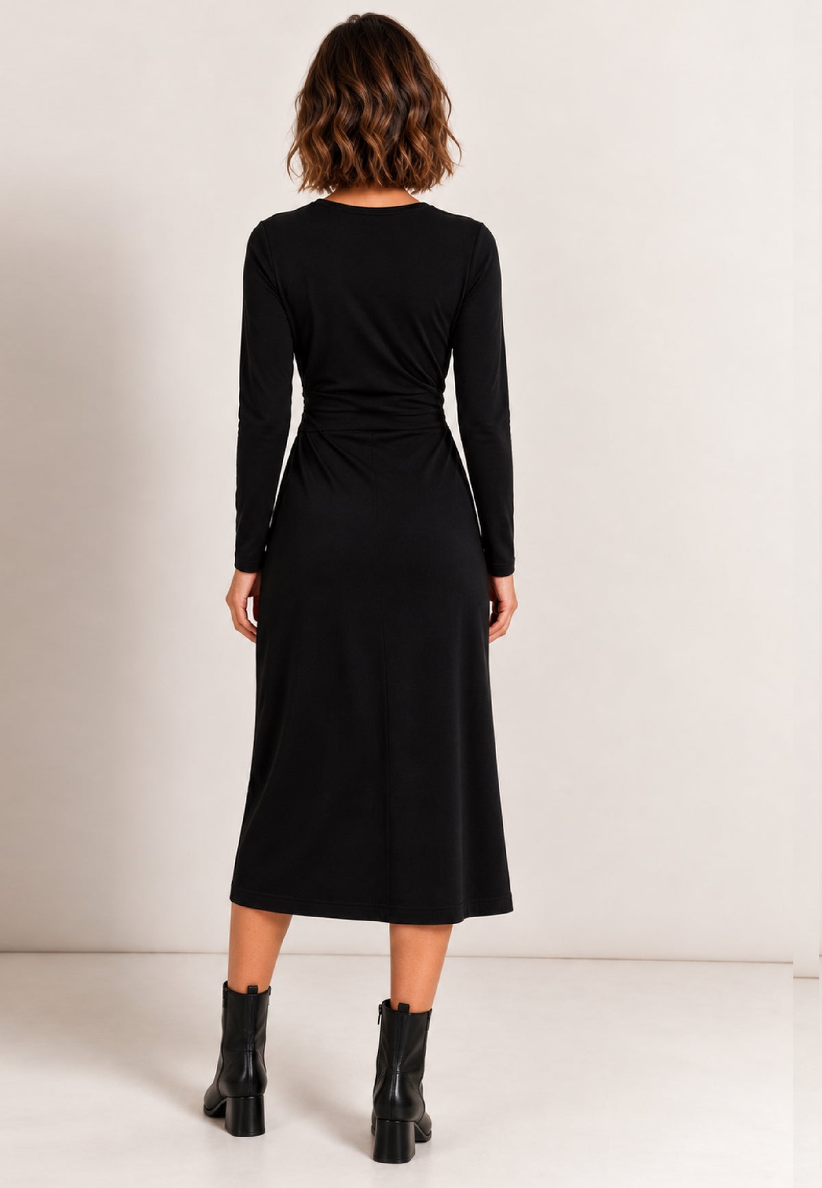 Dress, Model June