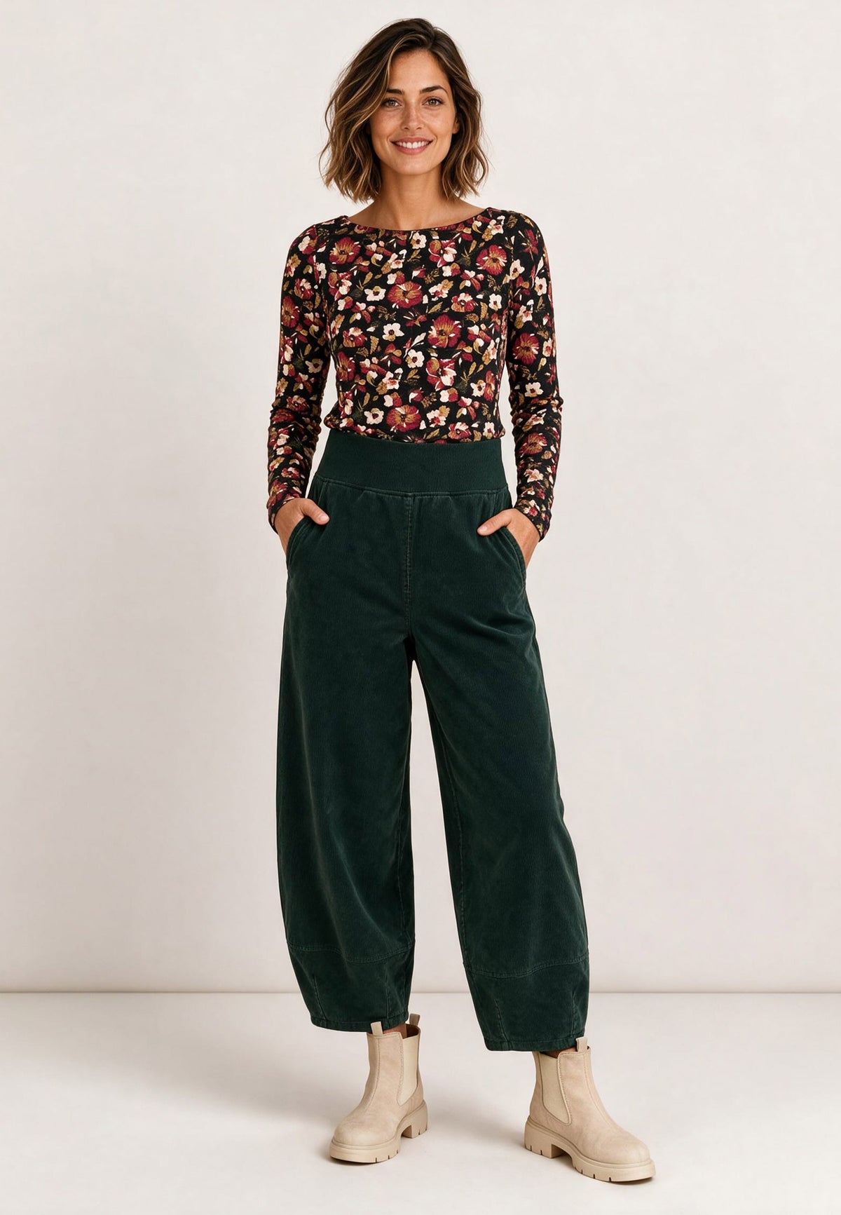 Hose, Modell Kira