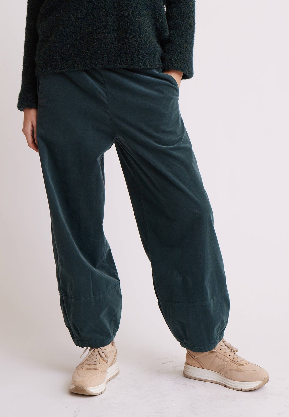 Trousers, Kira style