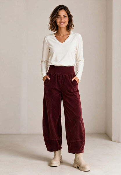 Hose, Modell Kira