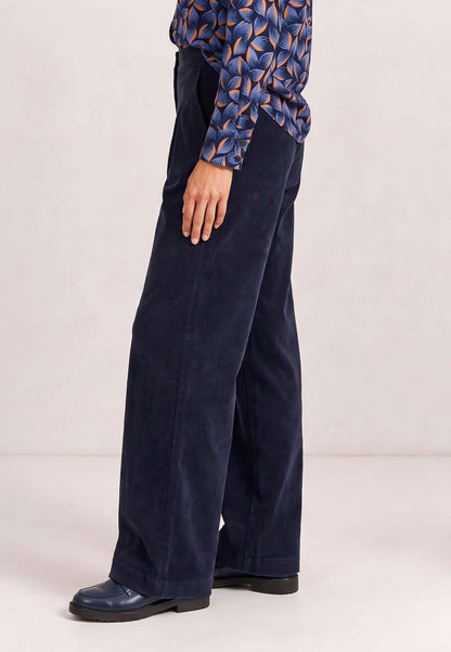 Trousers, Tess style