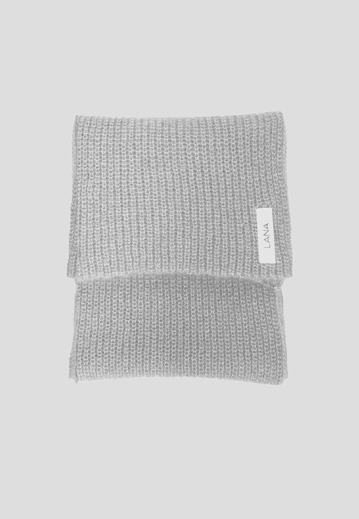 Scarf, Solange model